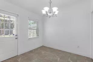 1819 Millwood Dr, Houston, TX 77008 - Photo 11