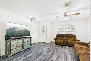 3205 Village Ln, Deer Park, TX 77536 - Photo 7