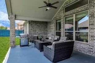 13619 Nearpoint Ln, Tomball, TX 77377 - Photo 19