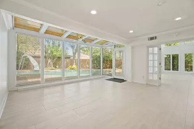 2610 Gerol Court, Galveston, TX 77551 - Photo 7