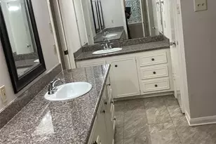 7818 Vickijohn Dr, Houston, TX 77071 - Photo 15