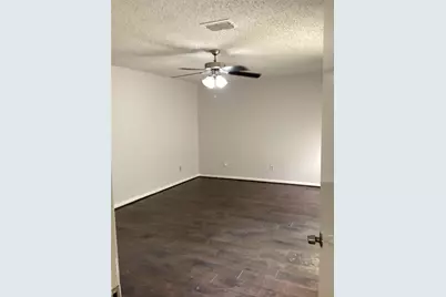 7818 Vickijohn Drive, Houston, TX 77071 - Photo 7
