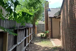 7818 Vickijohn Dr, Houston, TX 77071 - Photo 17