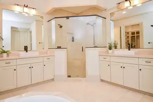 2217 Nantucket Dr, Houston, TX 77057 - Photo 17