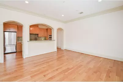2217 Nantucket Drive, Houston, TX 77057 - Photo 9