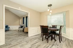 204 Corkwood St, Lake Jackson, TX 77566 - Photo 11
