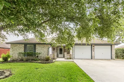 204 Corkwood Street, Lake Jackson, TX 77566 - Photo 1