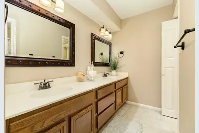 204 Corkwood Street, Lake Jackson, TX 77566 - Photo 15