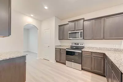 305 Wayne County Drive, Katy, TX 77493 - Photo 17