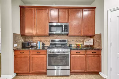 108 Woodridge Crossing, Clute, TX 77531 - Photo 7