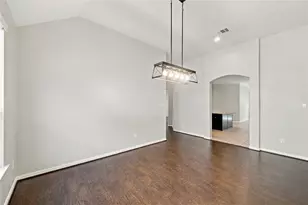 16510 Hamilton Pool Dr, Cypress, TX 77433 - Photo 11