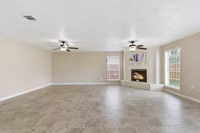 9211 Benning Drive, Houston, TX 77031 - Photo 15