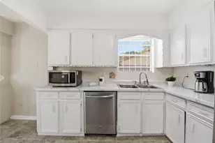 9211 Benning Dr, Houston, TX 77031 - Photo 21