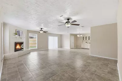 9211 Benning Drive, Houston, TX 77031 - Photo 11