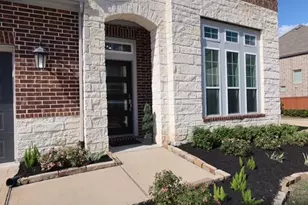 522 Kingston Ln, Shenandoah, TX 77384 - Photo 3