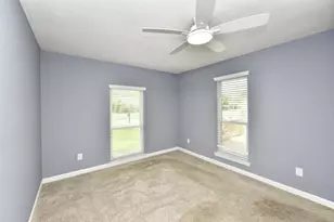 1310 Barrowgate Dr, Sugar Land, TX 77498 - Photo 37