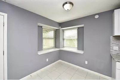 1310 Barrowgate Drive, Sugar Land, TX 77498 - Photo 21