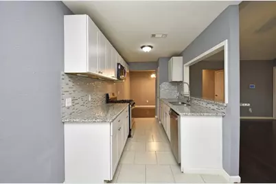 1310 Barrowgate Drive, Sugar Land, TX 77498 - Photo 19