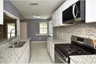 1310 Barrowgate Drive, Sugar Land, TX 77498 - Photo 17