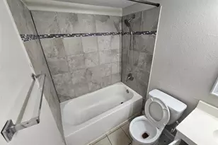 22706 Hawkwood Dr, Spring, TX 77373 - Photo 9