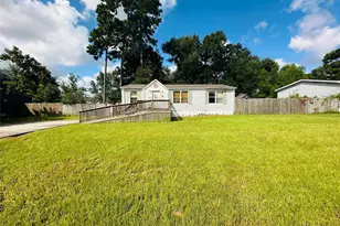 190 Carmen Blvd, Conroe, TX 77306 - Photo 13