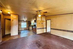 190 Carmen Blvd, Conroe, TX 77306 - Photo 3