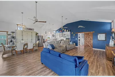 201 Turtle Bay Cove, Palacios, TX 77465 - Photo 11
