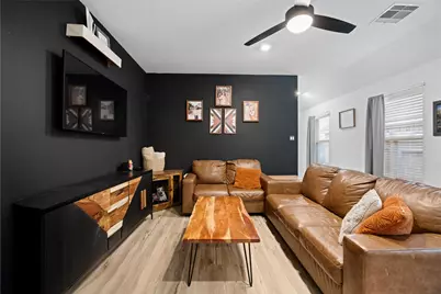 10417 Pineland Drive, Conroe, TX 77378 - Photo 9