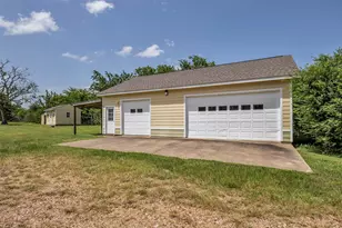 1075 Harrisburg Rd, Brenham, TX 77833 - Photo 33
