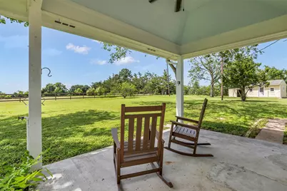 1075 Harrisburg Road, Brenham, TX 77833 - Photo 29