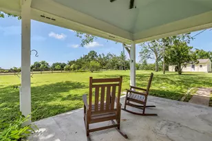 1075 Harrisburg Rd, Brenham, TX 77833 - Photo 29