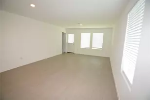 26926 Dalmatian Bellflower Dr, Katy, TX 77493 - Photo 3