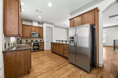 6304 Prague Street, Houston, TX 77007 - Photo 3