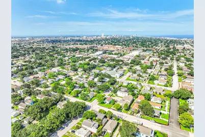 4801 Avenue Q, Galveston, TX 77551 - Photo 31