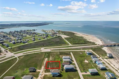 13226 Buccaneer Parkway, Freeport, TX 77541 - Photo 5