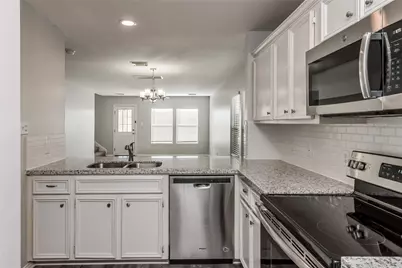 726 Redwing Park Drive, Houston, TX 77009 - Photo 9