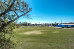 726 Redwing Park Dr, Houston, TX 77009 - Photo 31