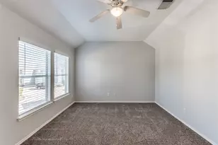 726 Redwing Park Dr, Houston, TX 77009 - Photo 25