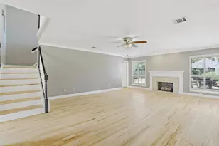 4410 Wickford Cir, Sugar Land, TX 77479 - Photo 5