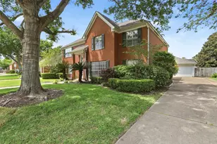 4410 Wickford Cir, Sugar Land, TX 77479 - Photo 3