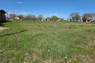 308 20th St, Dickinson, TX 77539 - Photo 1