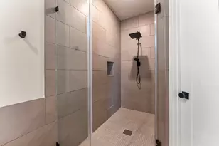 5825 Francis Oak Pl, Houston, TX 77091 - Photo 31