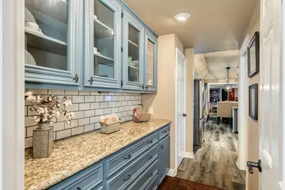 52 Chesswood Court, Lake Jackson, TX 77566 - Photo 17