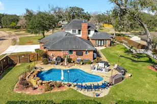 52 Chesswood Ct, Lake Jackson, TX 77566 - Photo 7