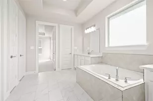 136 Peninsula Pt Dr, Montgomery, TX 77356 - Photo 13