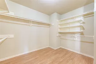 13030 Richmond Ave, Houston, TX 77082 - Photo 9
