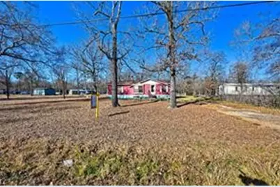 212 Chris Brent Drive, Livingston, TX 77351 - Photo 5