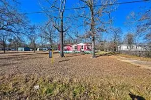 212 Chris Brent Dr, Livingston, TX 77351 - Photo 5