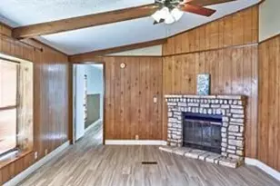 212 Chris Brent Dr, Livingston, TX 77351 - Photo 11