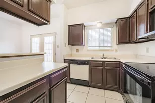 12500 Brookglade Cir, Houston, TX 77099 - Photo 5